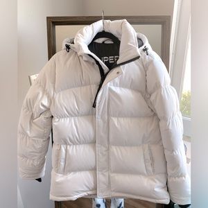 Aritzia The Super Puff Shiny Goose Down - White XS